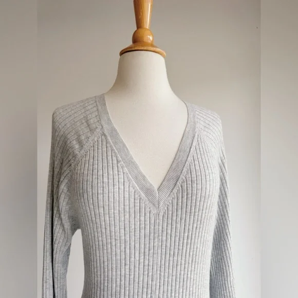 đź©¶ NWT J.Crew Gray Ribbed Silk Blend Sweater Dress Medium - Picture 6 of 11